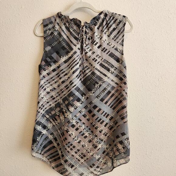 CAbi #3451 Graphic Trellis Sleeveless Top Style Size Small - Picture 8 of 12